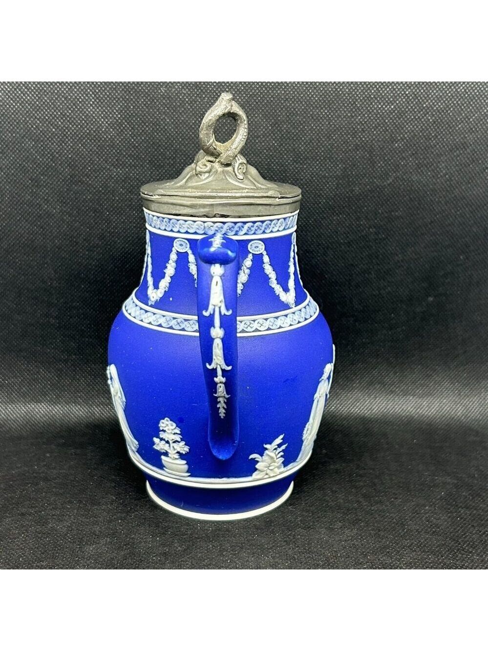 Antique Wedgwood Jasperware rope handled jug/pitcher c. Late 1800s- early 1900’s - Picture 9 of 15